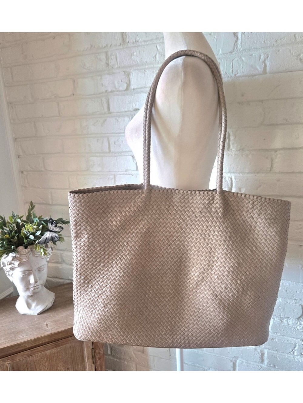 Sold Out Color Taupe Quince Handwoven Italian Leather Tote, 20", Beach, Work - Picture 3 of 13